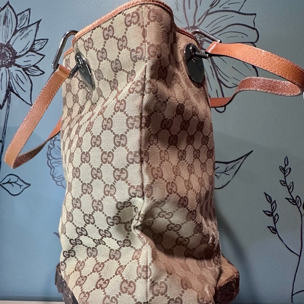 Gucci GG Logo Vintage Canvas Shoulder Bag - Picture 5 of 15